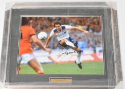 Ray Wilkins signed football action photograph, 29 x 39cm