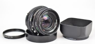 Carl Zeiss Planar 1:2.8 f=80mm T* lens to suit Hasselblad medium format camera, serial number