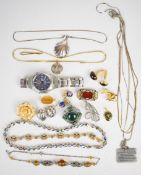 A collection of jewellery including 9ct gold tie clip (3.2g), Miracle brooch, micro mosaic bracelet,