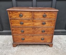 A George III mahogany chest of drawers, 111cm wide.