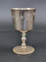 A silver goblet, by Barker Ellis Silver Co, Birmingham 1977, 13.5cm high, 211g.