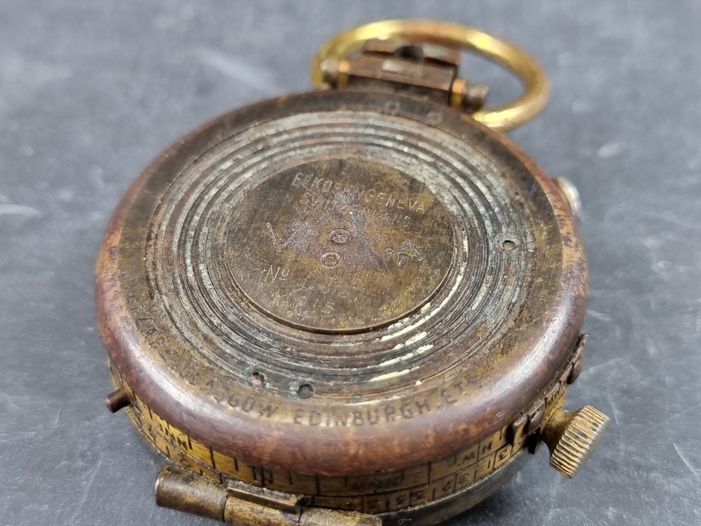 A WWI British Verners Pattern VII officer's military compass, by E Koehn Geneva, dated 1915 with - Image 5 of 5