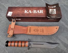 A Ka-Bar '1220' US Army knife and sheath, having 18cm blade, boxed.