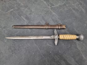 A German Third Reich Luftwaffe Officer's 2nd pattern dagger and sheath, with 25cm blade.