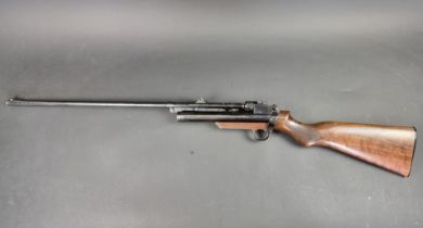 A rare 1930s Webley Mk2 service rifle, with .22 cal removable barrel, Serial No.10884.