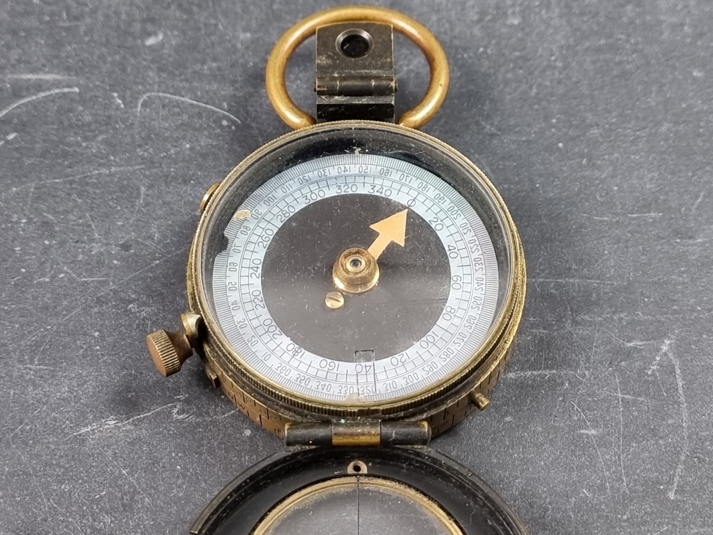 A WWI British Verners Pattern VII officer's military compass, by Anglo Swiss Association, dated 1915 - Image 2 of 3