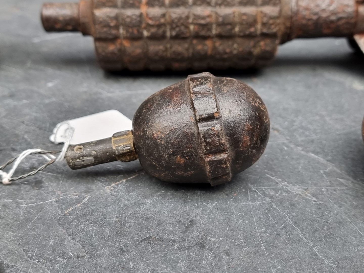 Three WWI German military grenades; comprising a Model 1915 Kugel grenade; a Turtle Offensive - Image 3 of 5