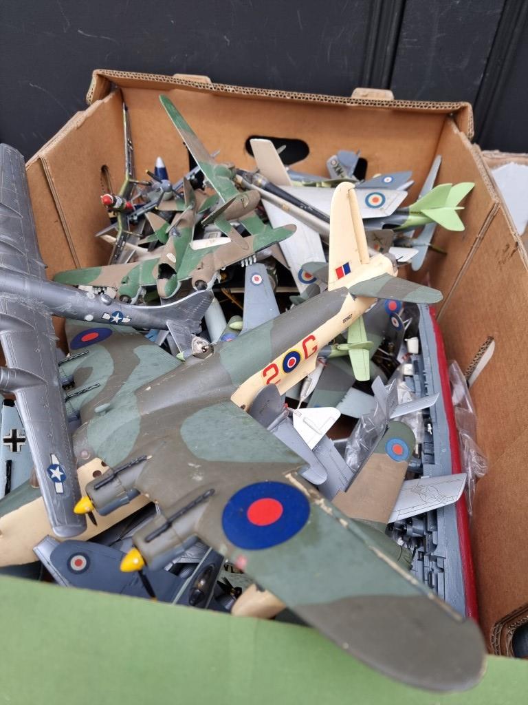 A quantity of completed aeroplane model kits, various sizes, ages and condition. (two trays) - Image 3 of 3