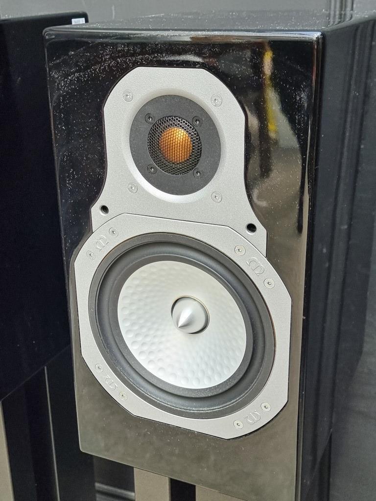 Hi-Fi Equipment: a pair of Monitor Audio Gold 10 speakers. - Image 3 of 4