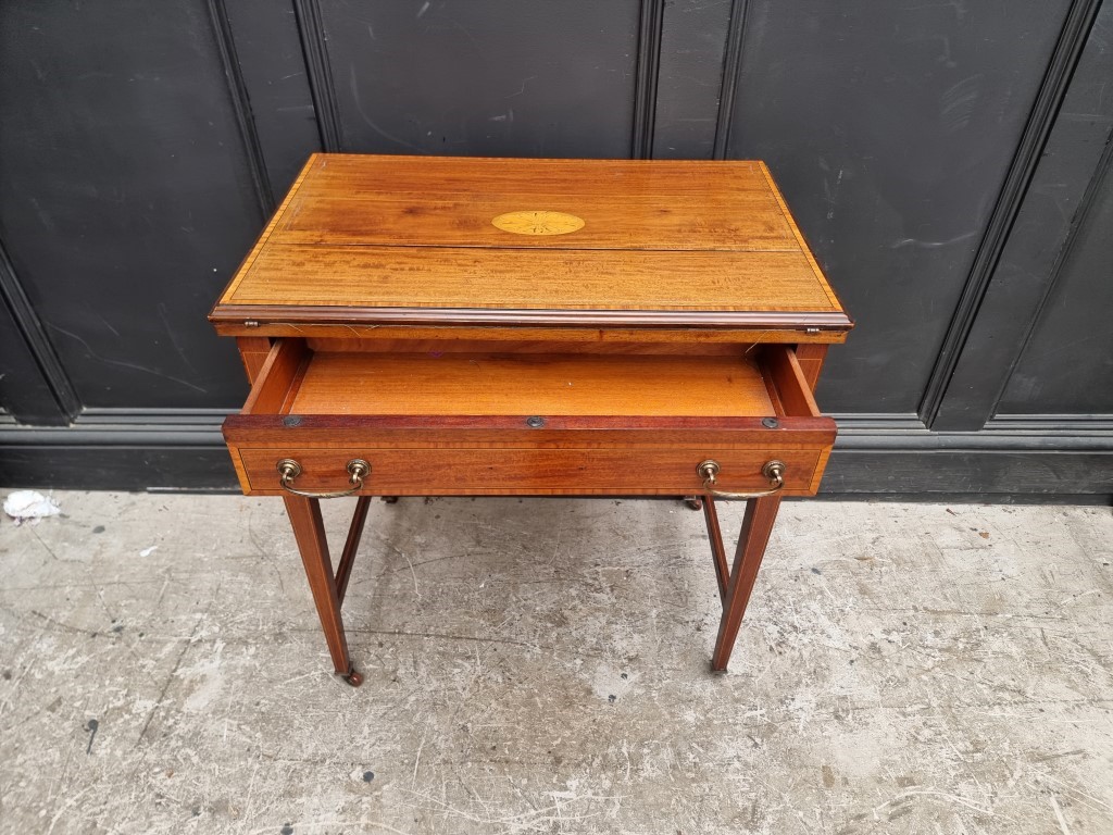 An Edwardian mahogany and inlaid writing desk, with foldover top, 69cm wide. - Image 8 of 8