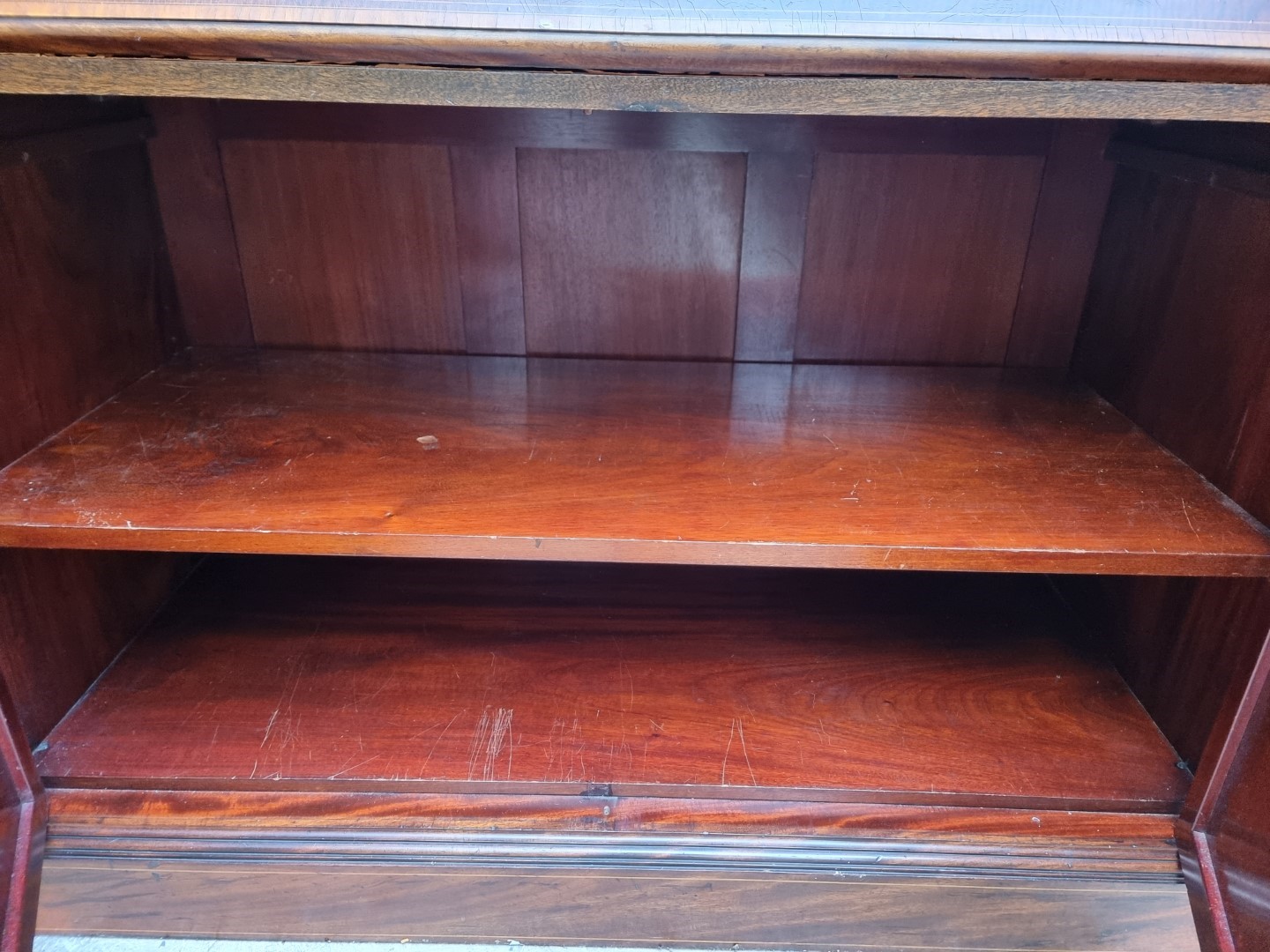 A good late Victorian mahogany and inlaid bureau bookcase, in the manner of Edwards & Roberts, 124cm - Image 9 of 9
