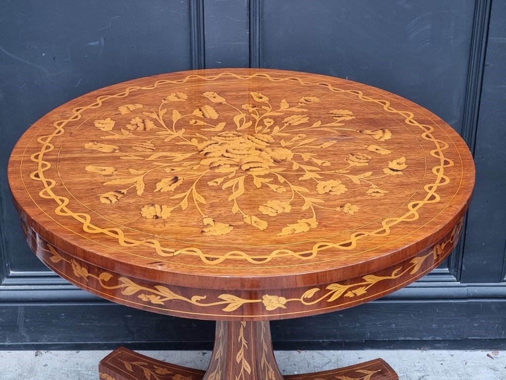 A Dutch walnut and marquetry circular pedestal table, 79.5cm diameter. - Image 3 of 5