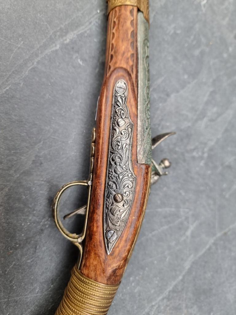 A reproduction flintlock musket; together with two similar pistols. (3) - Image 14 of 14