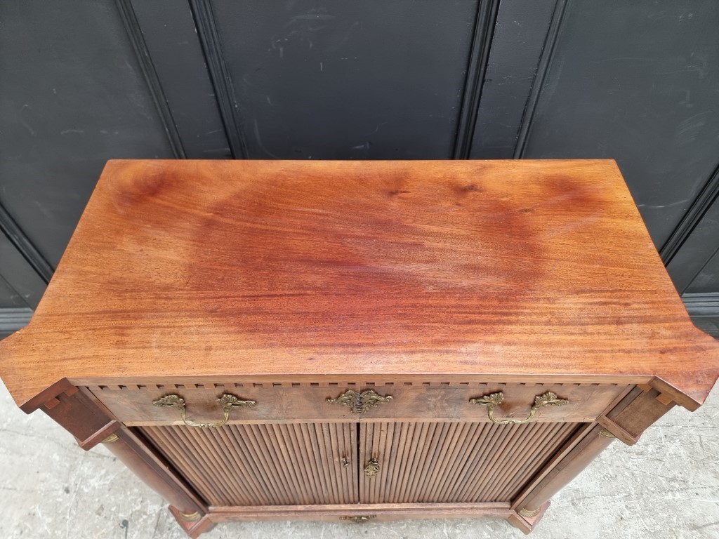 An early 19th century Continental mahogany side cabinet, 92.5cm wide, (alterations). - Image 2 of 7