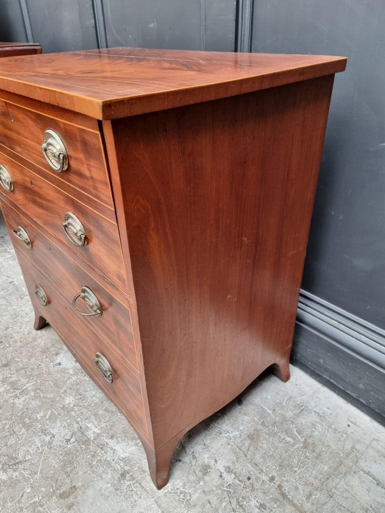 A George III mahogany and line inlaid commode chest, with pottery liner, 64cm wide. - Image 4 of 5