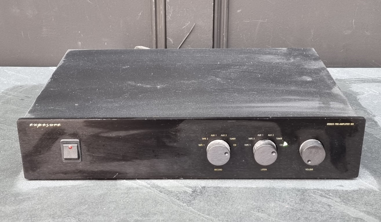 Hi-Fi Equipment: an Exposure Stereo Pre-Amplifier X1X.