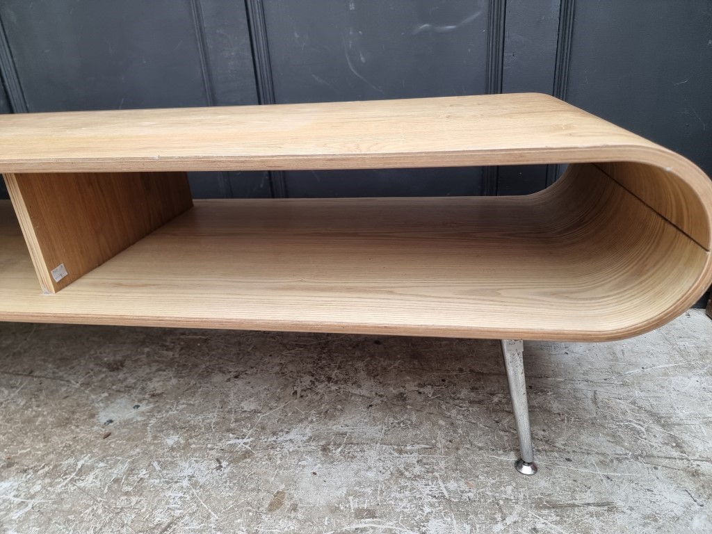 A 'Jual Retro' plywood coffee table, 151cm wide. - Image 3 of 6