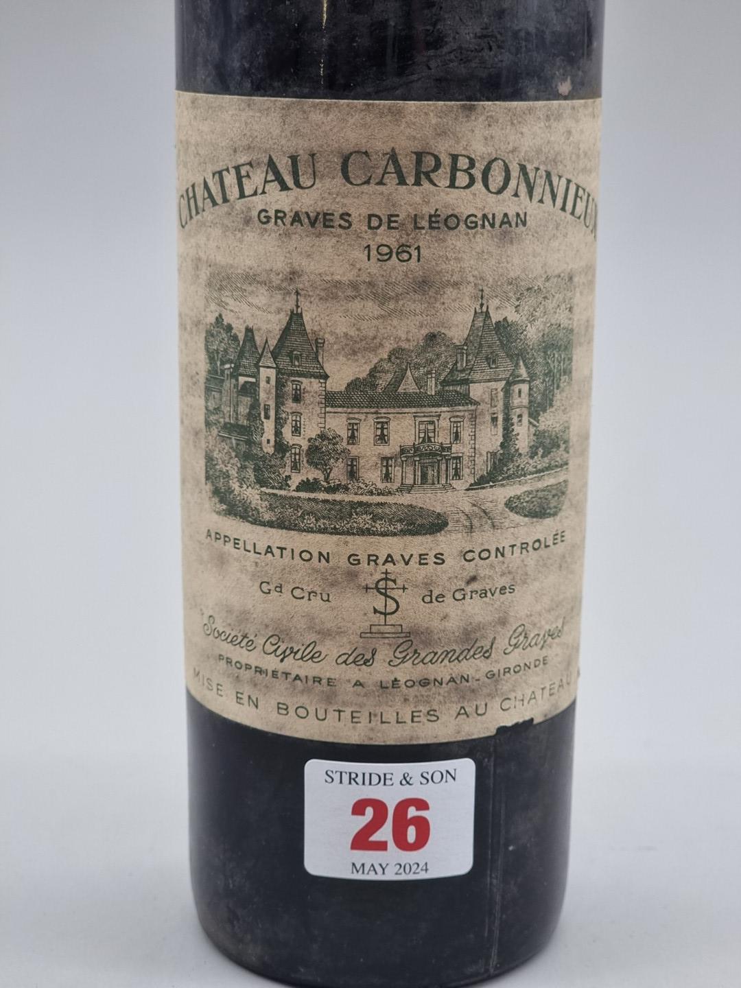 A 75cl bottle of Chateau Cabonnieux, Graves de Leognan, 1961. - Bild 2 aus 5