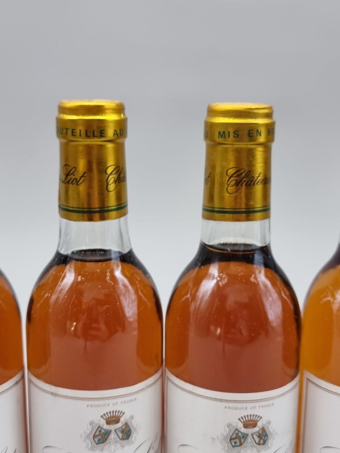 Six 37.5cl bottles of Chateau Liot, 1988, Sauternes. (6) - Bild 3 aus 4