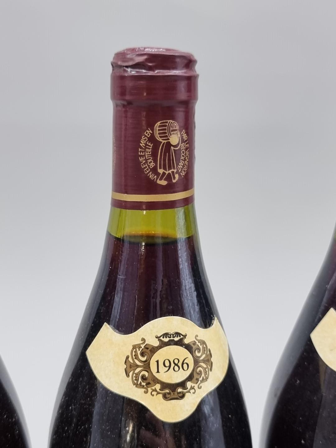 Six 75cl bottles of Gigondas, 1986, Domaine du Cayron, Michael Faraud. (6) - Bild 4 aus 4