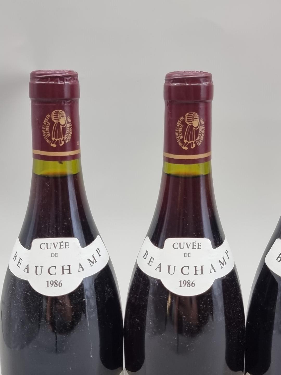 Six 75cl bottles of Gigondas Cuvee Beauchamps, 1986, Chateau de Montmirail. (6) - Image 2 of 4