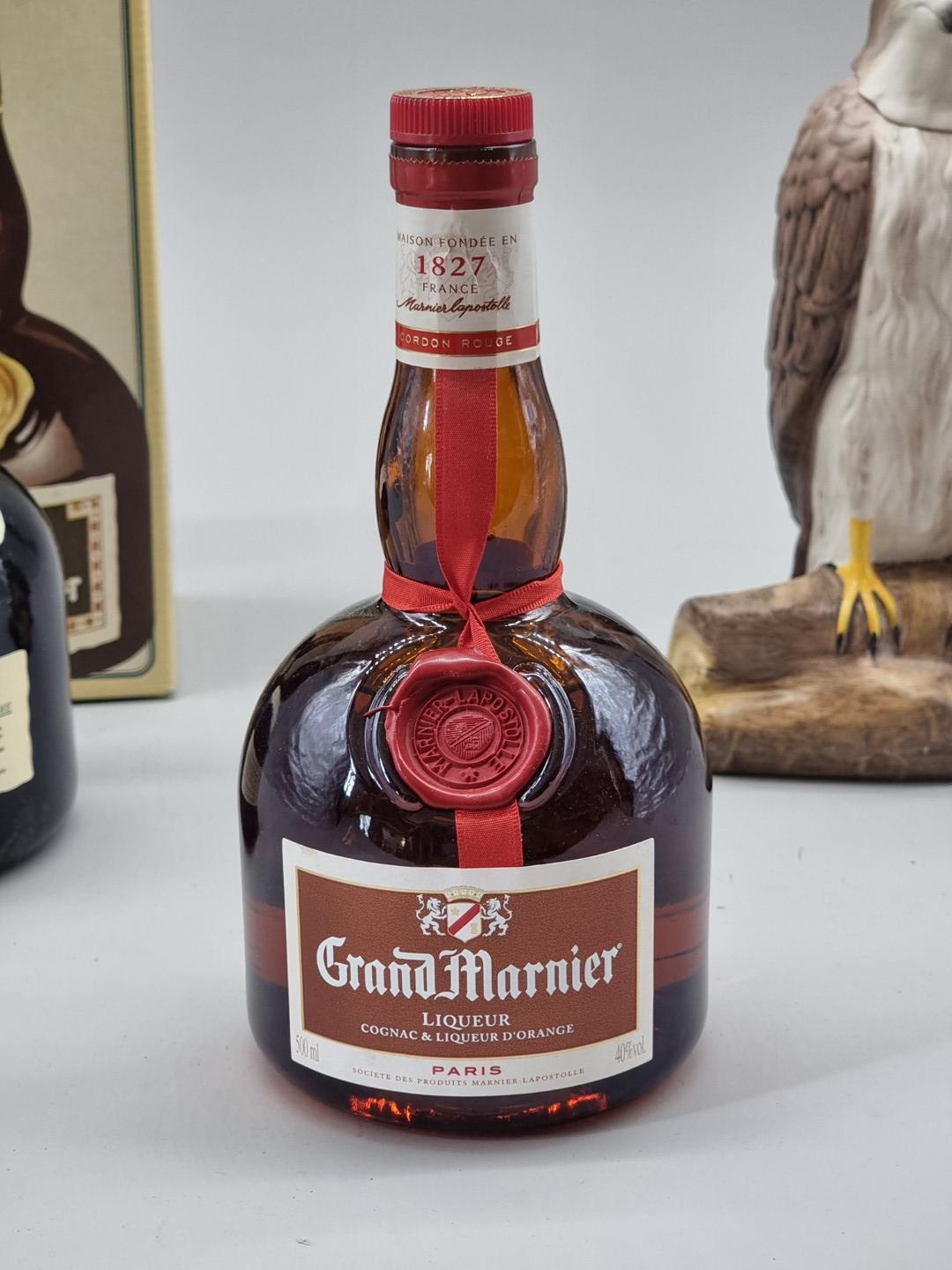 A 70cl bottle of Creme de Grand Marnier, in card box; together with a 50cl bottle of Grand - Image 4 of 7