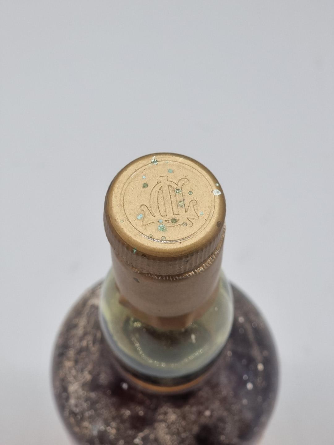 A 1 litre bottle of Talisker 10 Year Old Whisky, old style map label, 45.8% abv, (damage to - Bild 8 aus 8