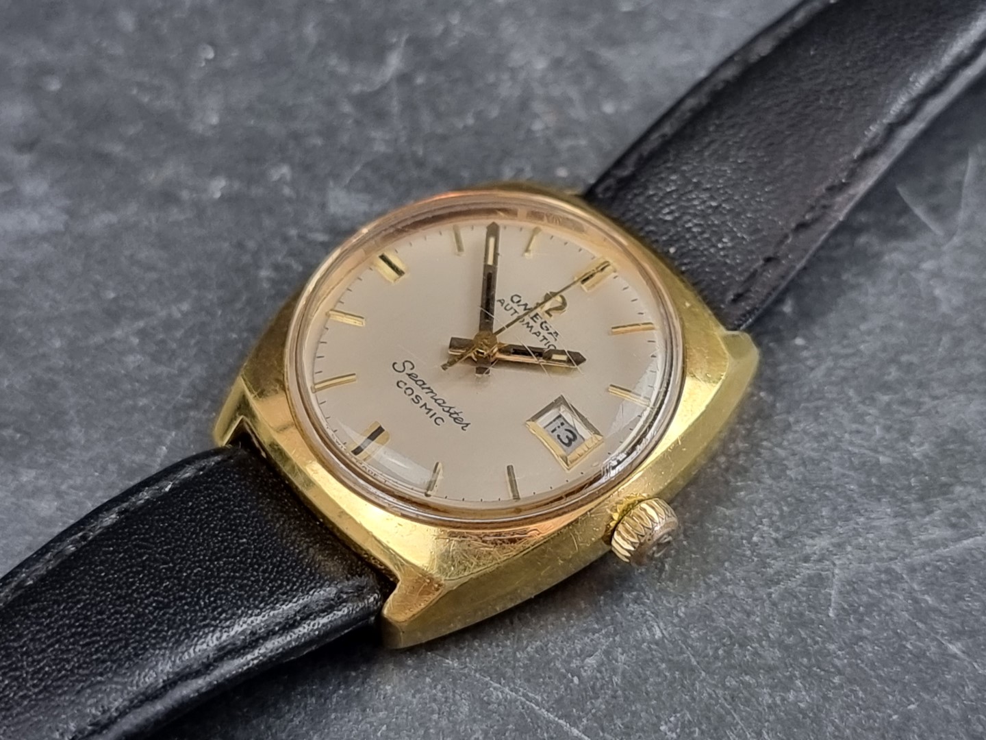 A 1960s Omega 'Seamaster Cosmic' date gold plated automatic ladies wristwatch, 24mm, on later Apollo