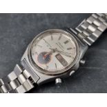 A Seiko chronograph stainless steel automatic wristwatch, 37mm, Ref. 7016-8001, on original