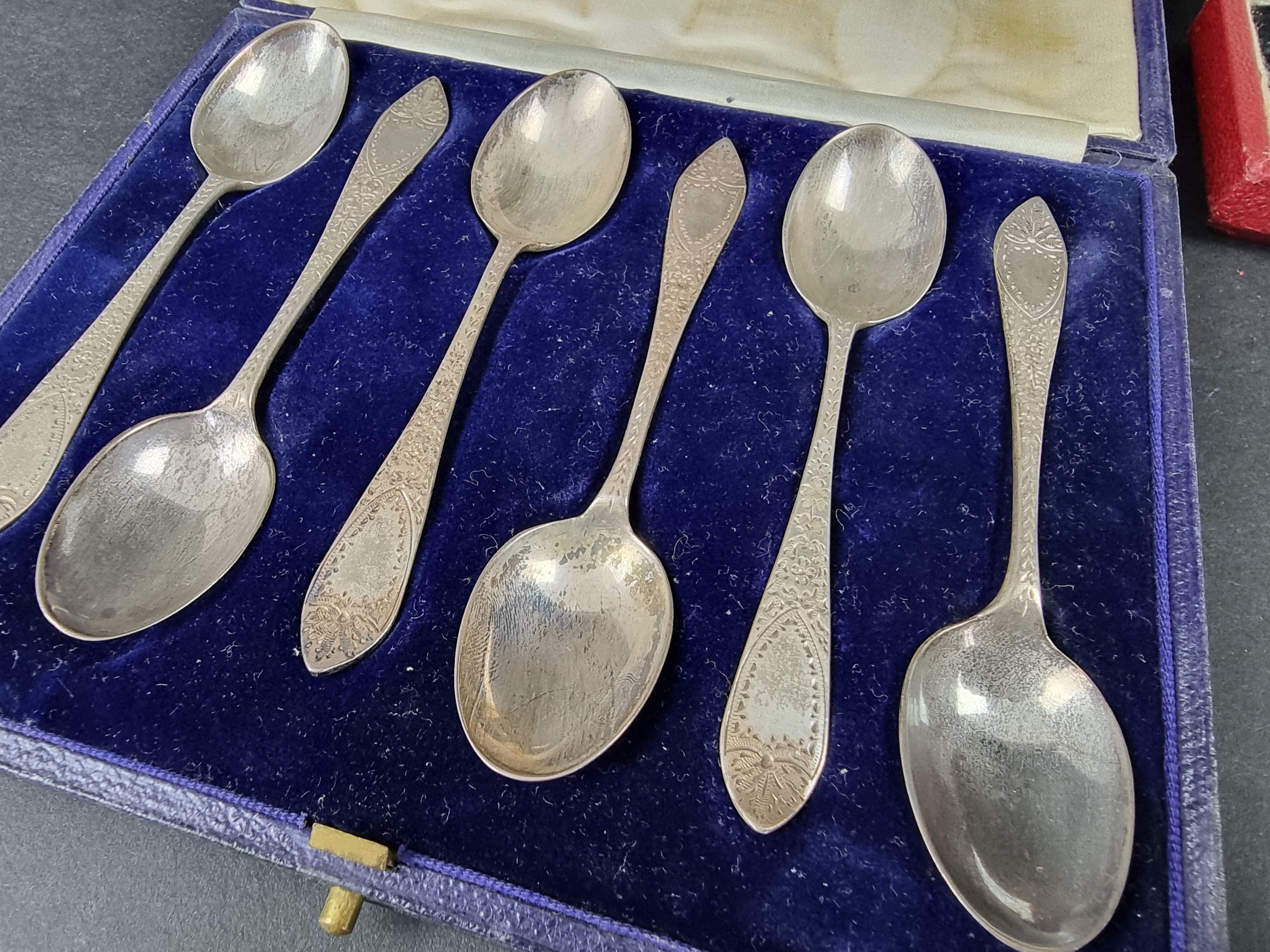 A cased set of six silver teaspoons, by Richard Bayley, London 1917; together with three other - Image 2 of 4