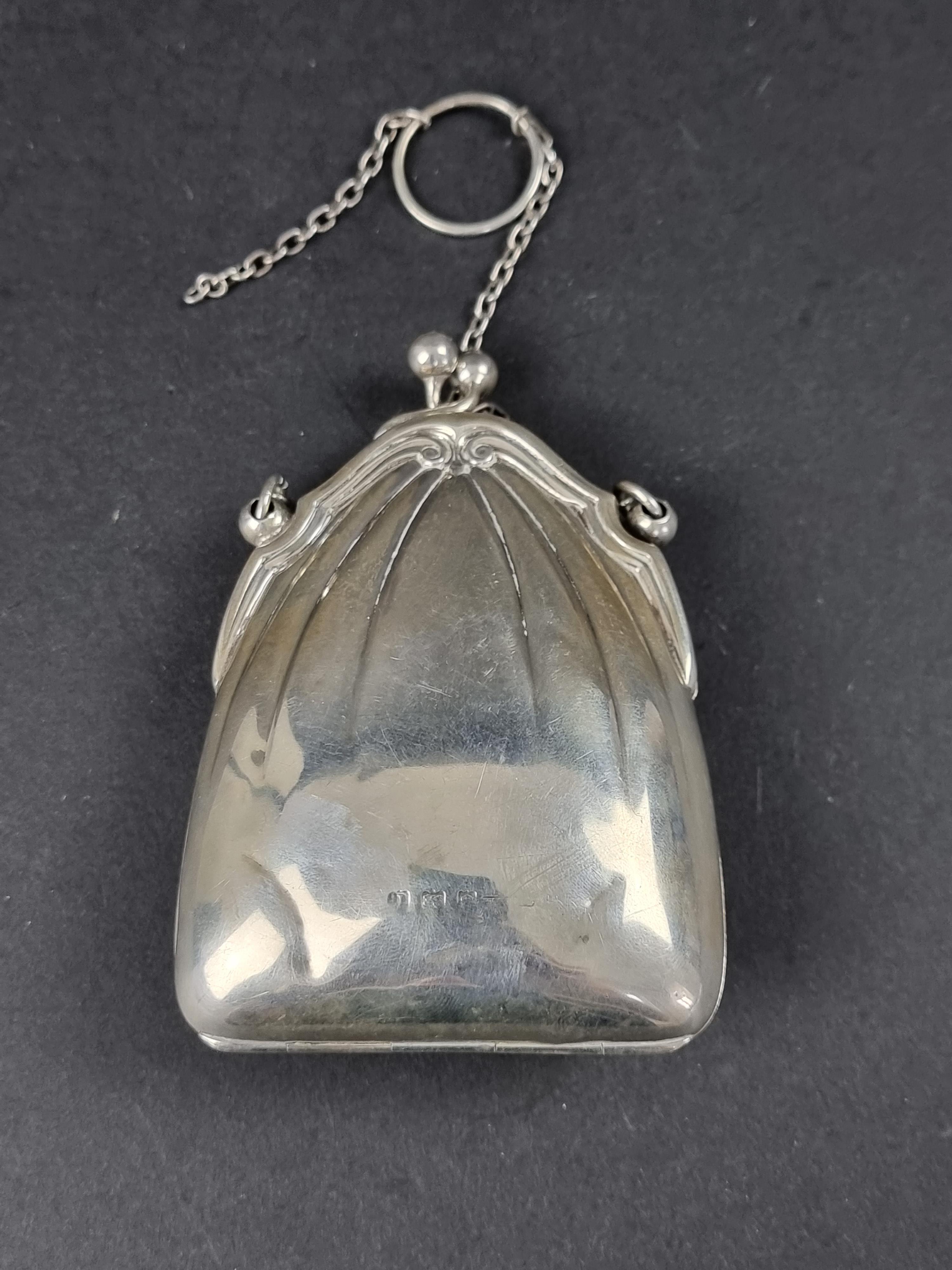 A silver purse, maker's mark rubbed, probably Birmingham 1908, gross weight 67g. - Image 2 of 3