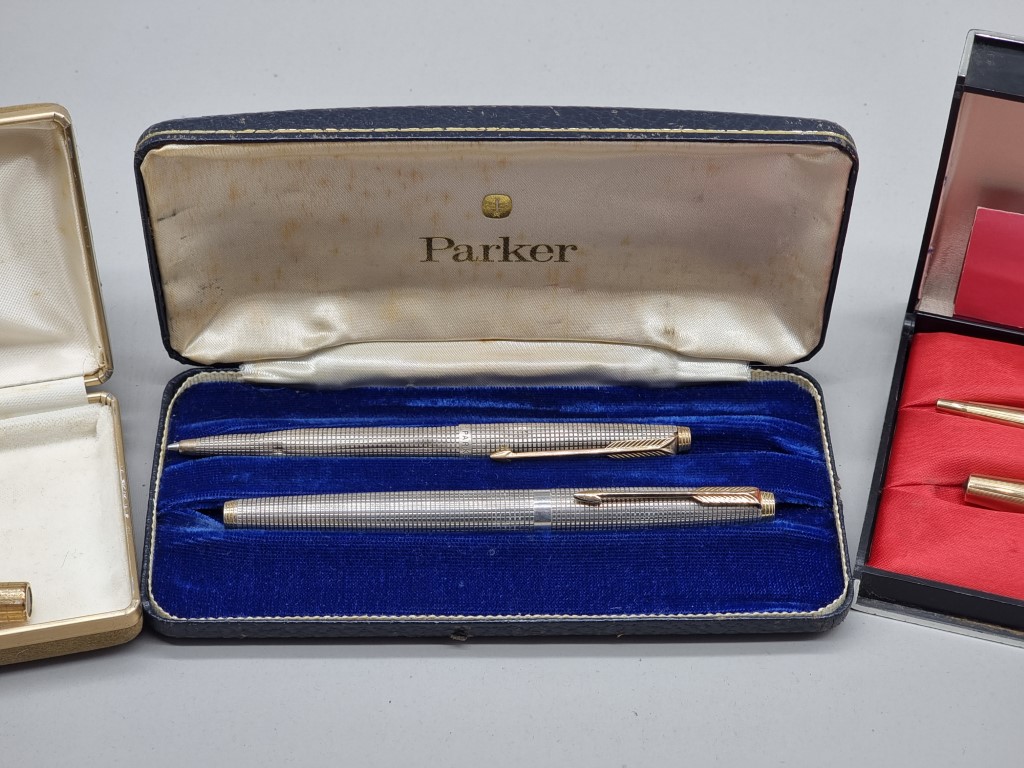 A group of vintage pens, comprising: a cased Parker silver pen set, circa 1964, (s.d. to one); a - Image 3 of 5