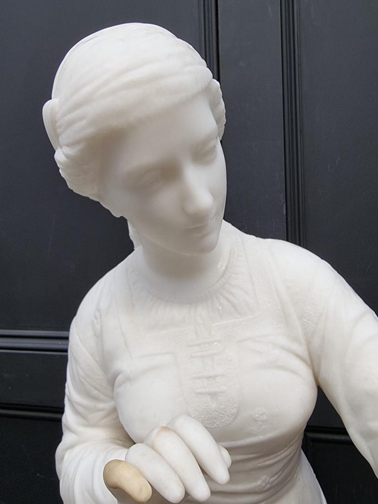 A large Victorian carved white marble figure of a lady with a dove, in the Renaissance style, 80cm - Image 3 of 6