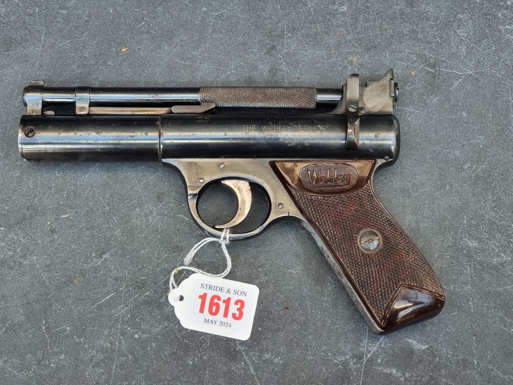 A Webley Senior .177 cal air pistol, Batch No.860. Please Note: buyers of air weapons must be 18 or