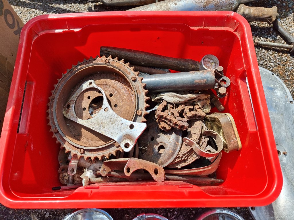 A 1960s Triumph Thunderbird motorcycle, disassembled, (possibly lacking some elements and with - Image 10 of 14