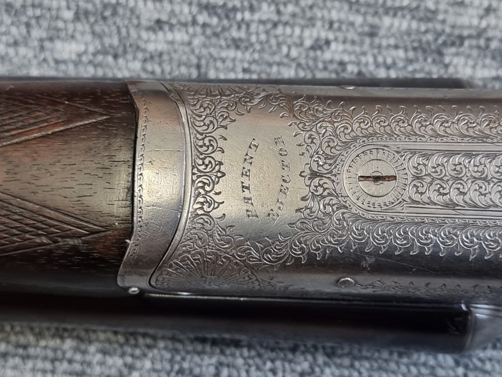 An early 20th century Holland & Holland 12 bore side by side sidelock shotgun, inscribed 'Patent - Image 5 of 6