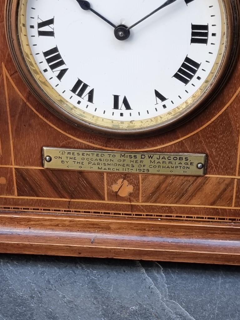 An early 20th century mahogany and inlaid mantel timepiece, 18cm high, (repairs to dial). - Image 3 of 6