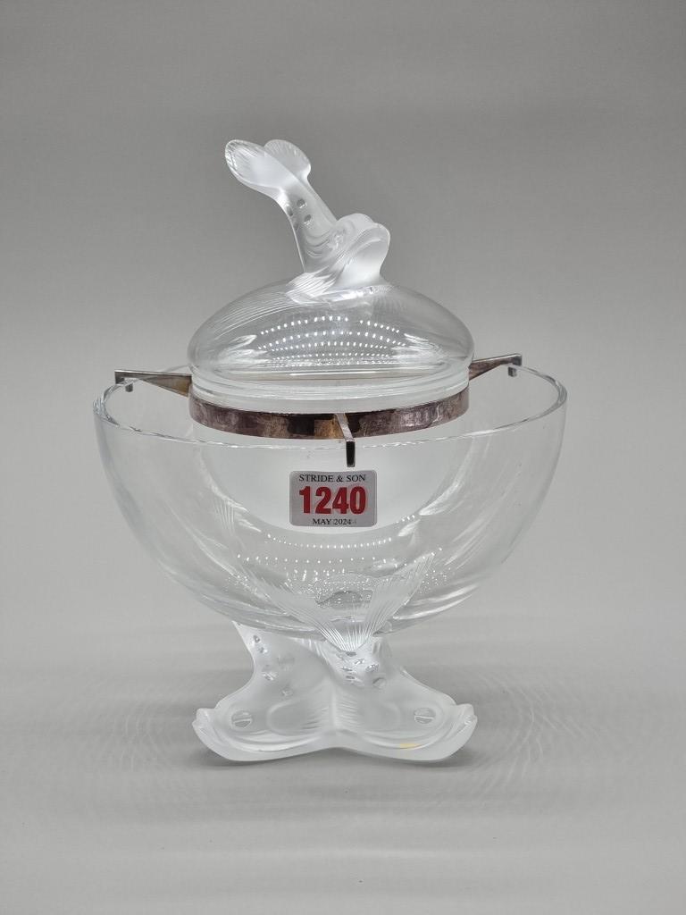 A Lalique 'Igor' glass caviar bowl, 20cm diameter.