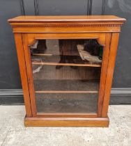 An early 20th century mahogany pier cabinet, 80.5cm wide.