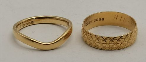 x2 18ct Yellow Gold wedding bands