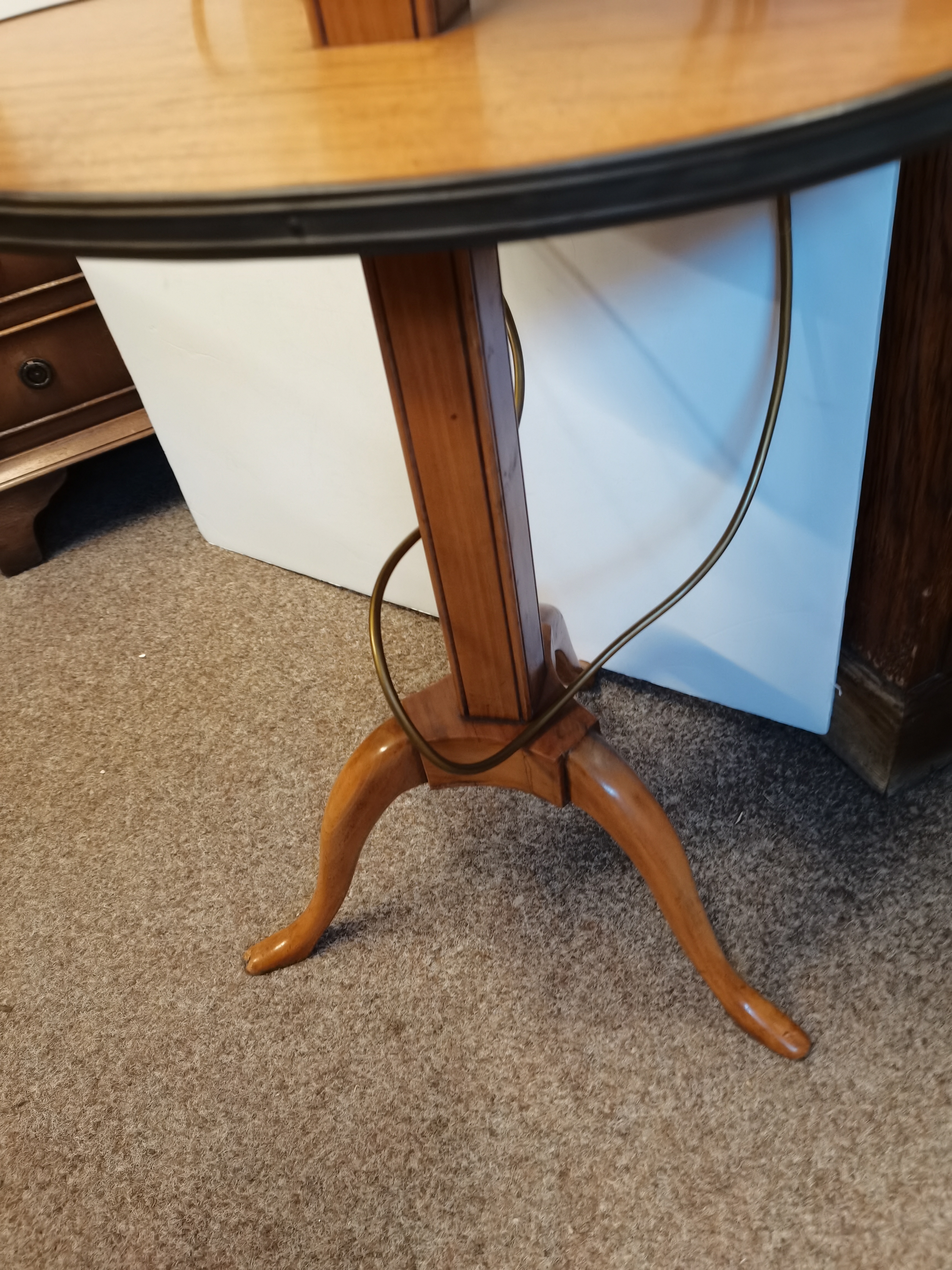 An Antique fruitwood extending side table with 2 x candles and electric bulbs - Image 3 of 3