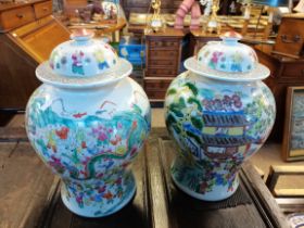 A good pair of Chinese tea jars