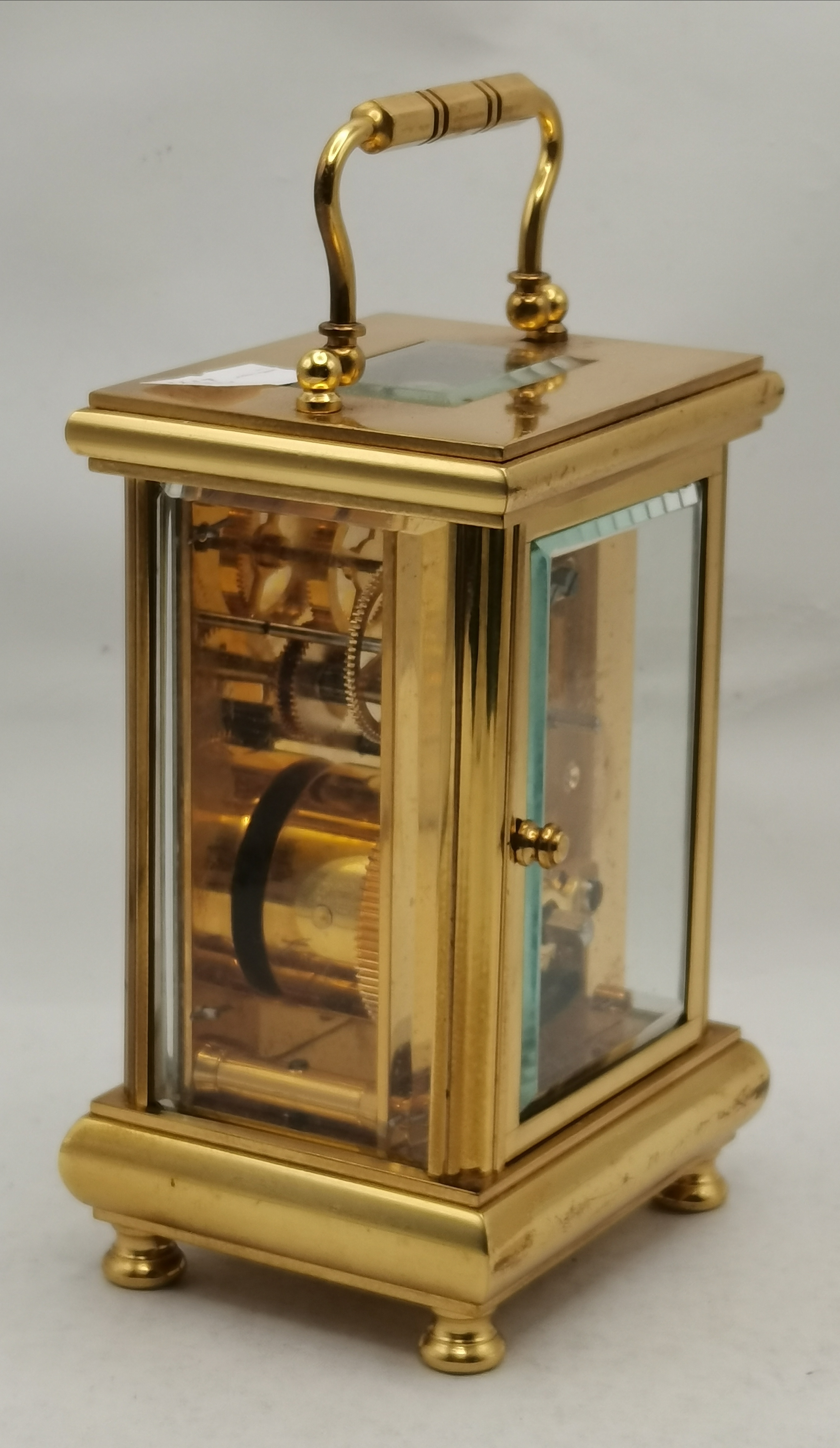 A mahogany arch-top mantel clock, mid-20th Century - Image 4 of 4