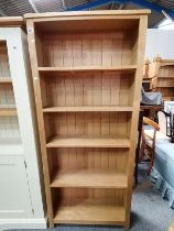 Cotswold Oak Open floor standing bookshelf