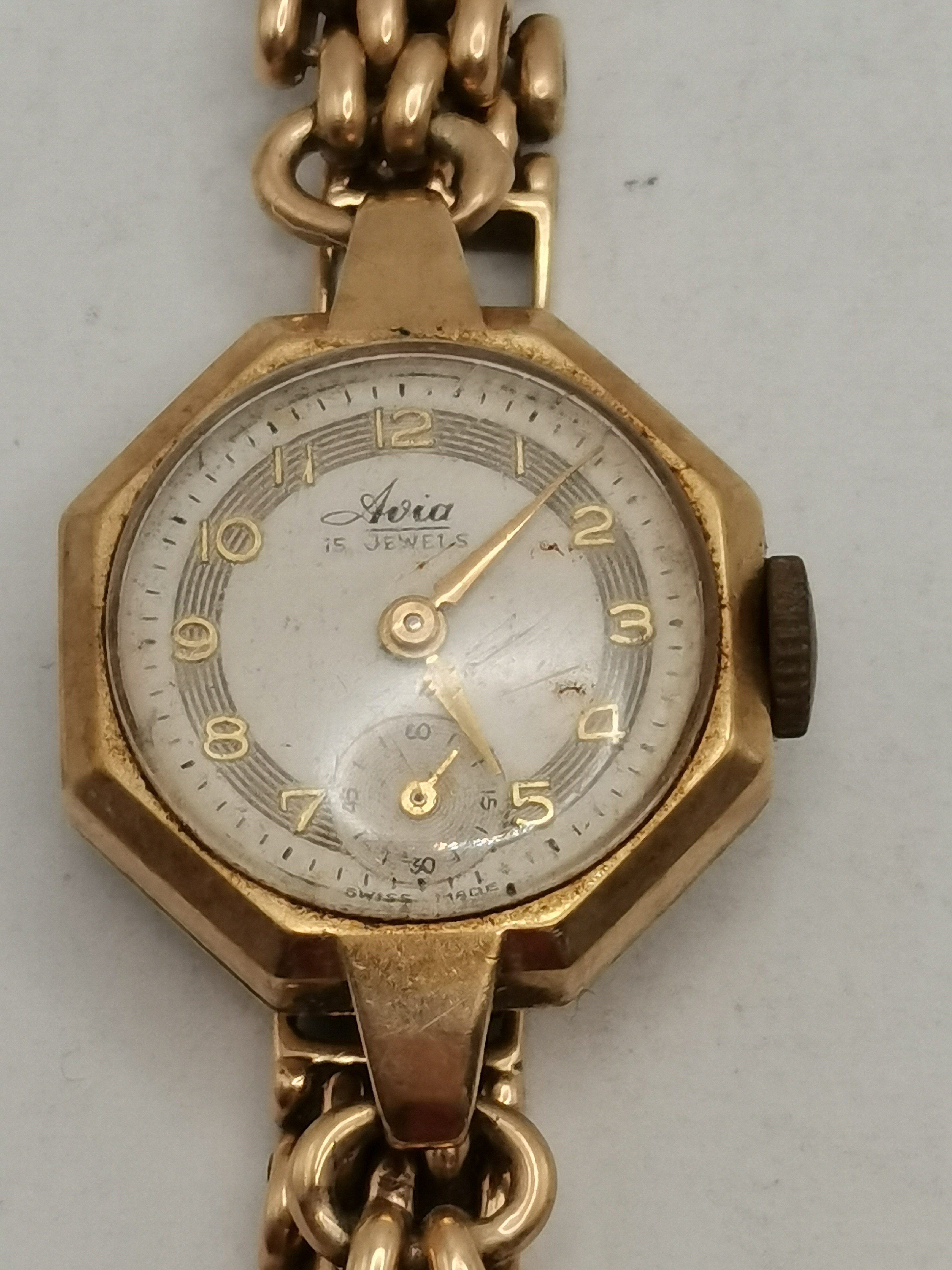 Two 9 carat gold wristwatches - Image 4 of 5