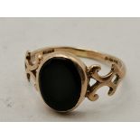 9ct Gold Signet Ring Size M