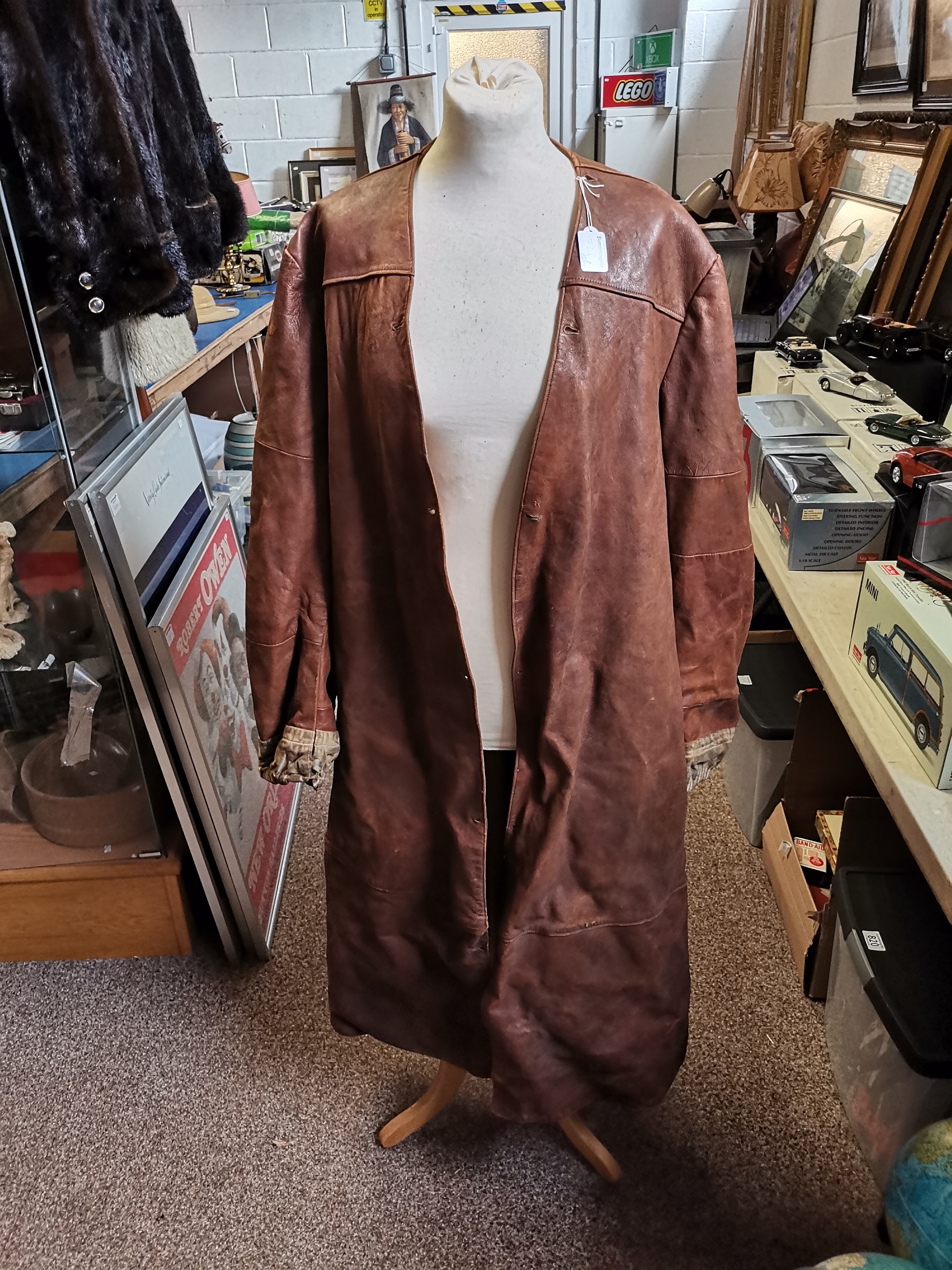 A WW1-era full length leather flying coat liner