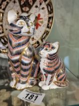 Royal Crown Derby English bone china Imari patter seated cats
