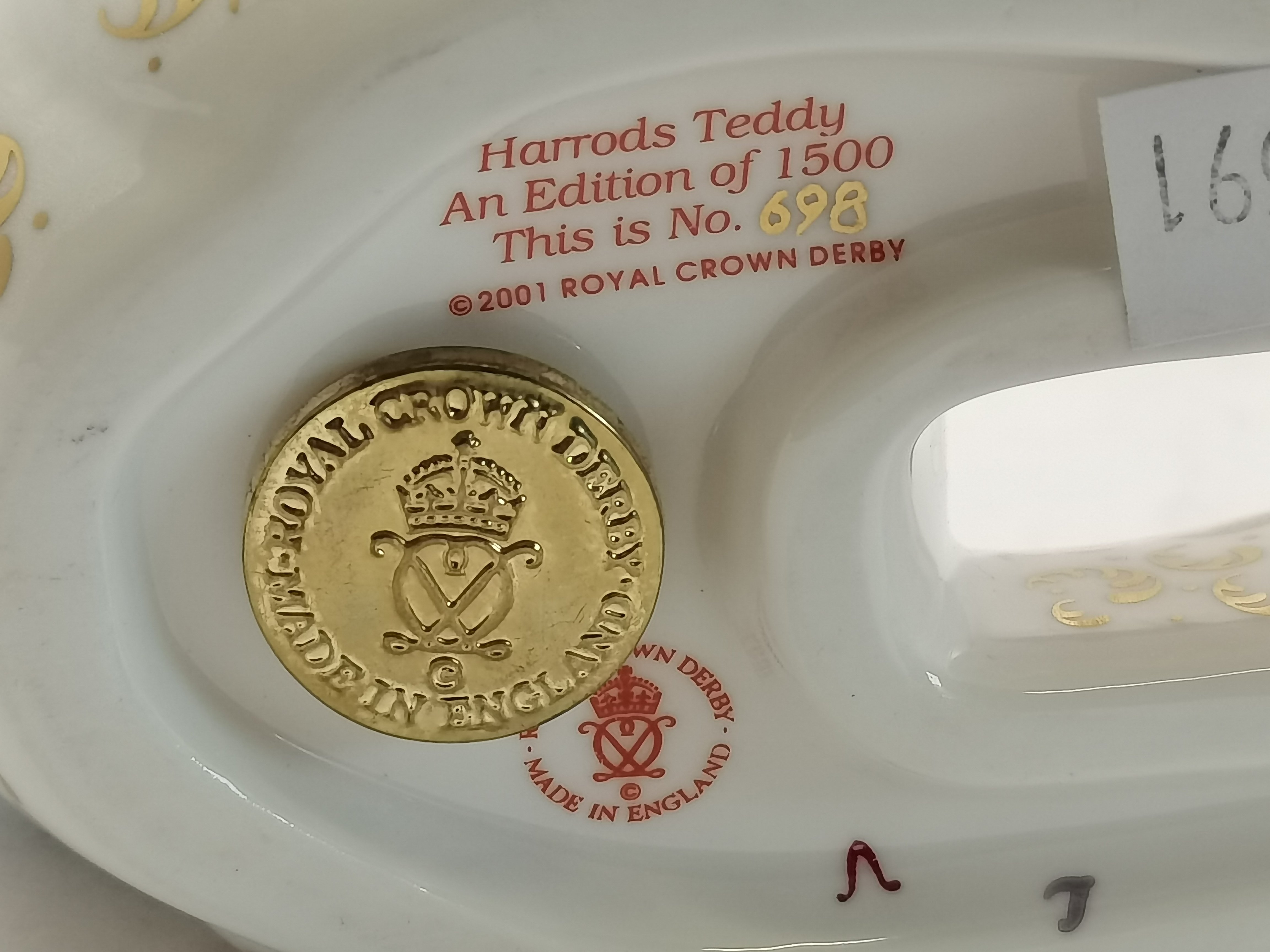 Royal Crown Derby Harrods Teddy Bear Paperweight - Image 3 of 3