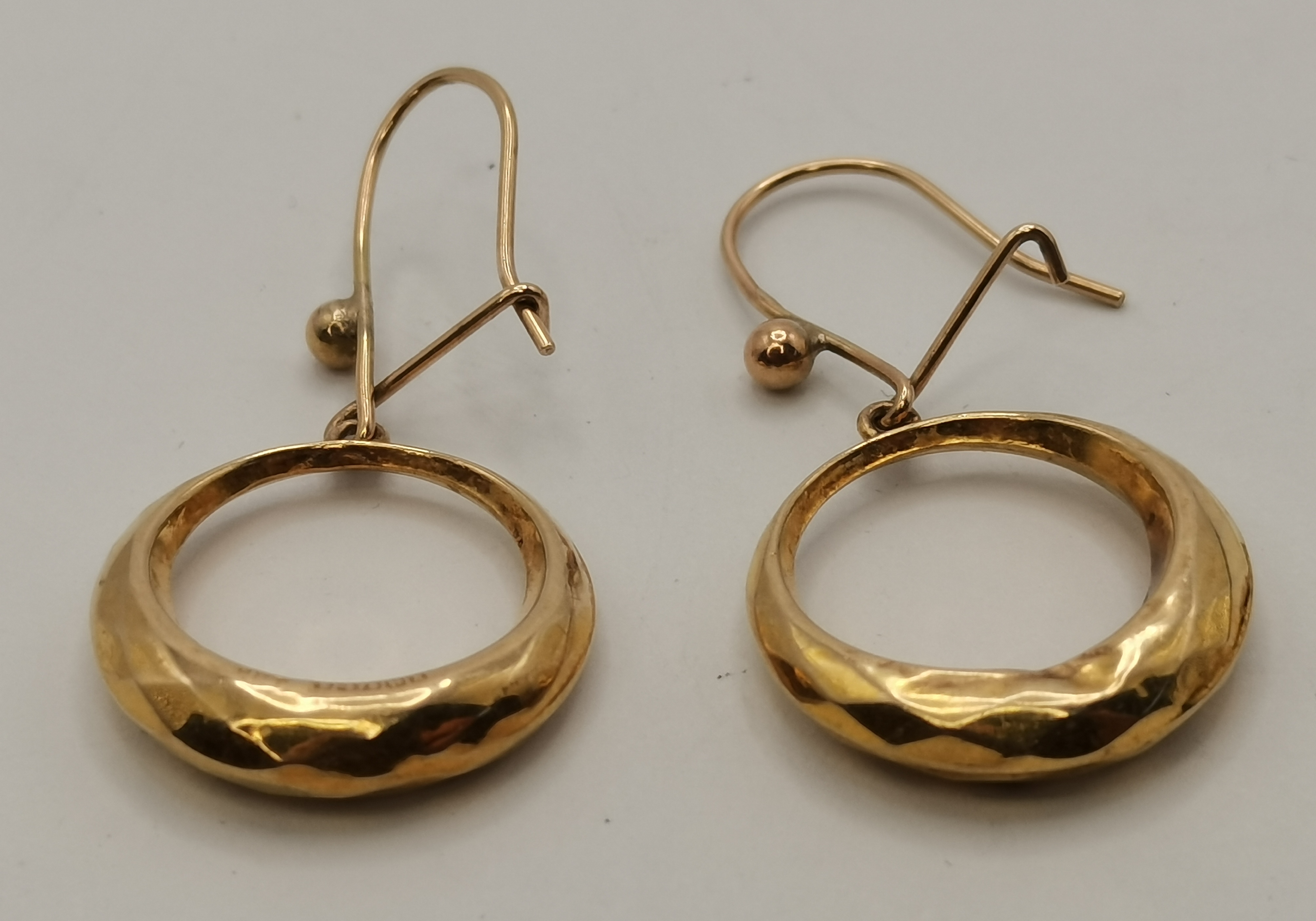 A collection of 9 carat gold jewellery - Image 4 of 4